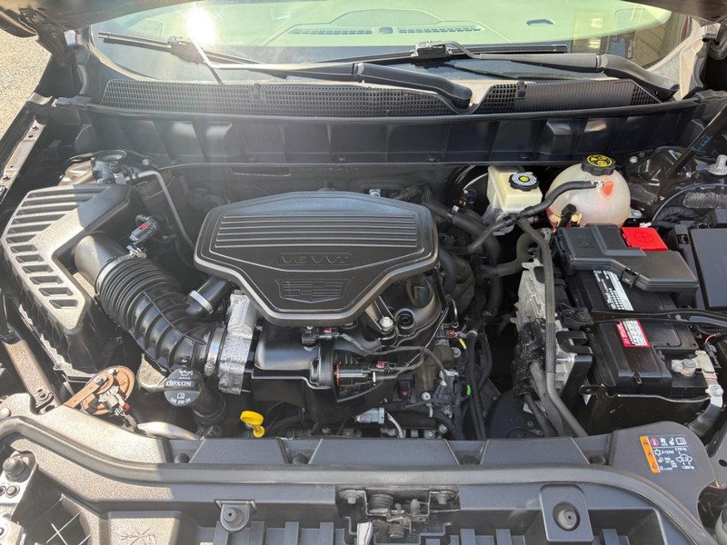 Cadillac XT5 Vehicle Image 04
