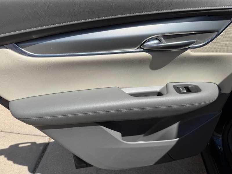 Cadillac XT5 Vehicle Image 17