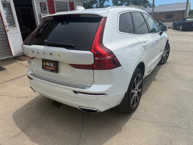 Volvo XC60 Vehicle Image 03