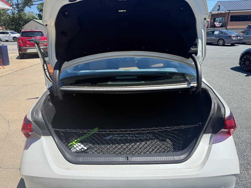 Toyota Avalon Vehicle Image 20
