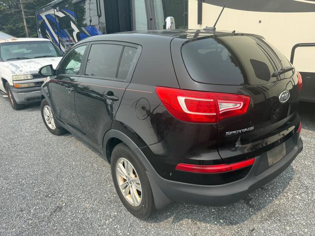 Kia SPORTAGE Vehicle Image 04