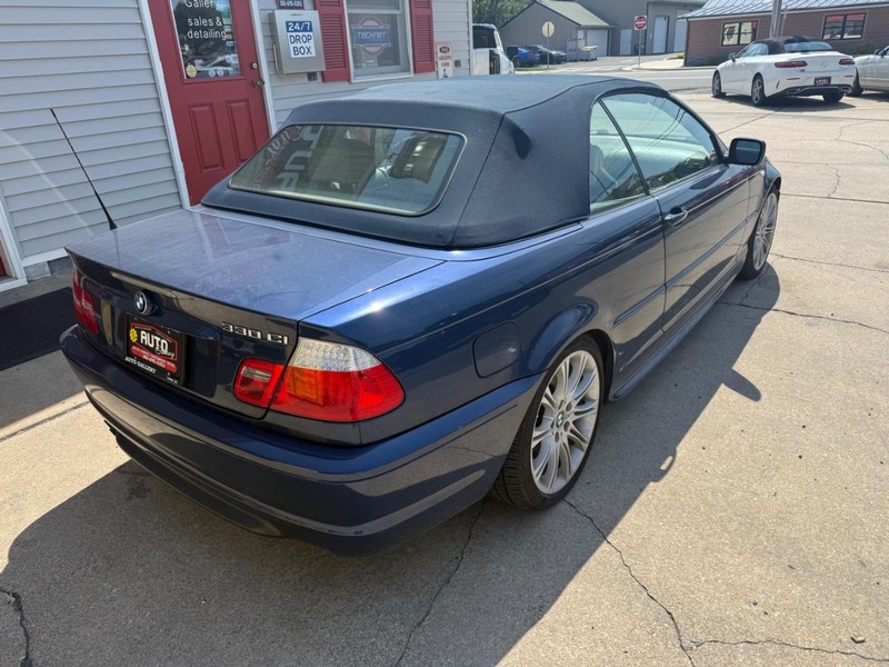 BMW 330 Vehicle Image 03