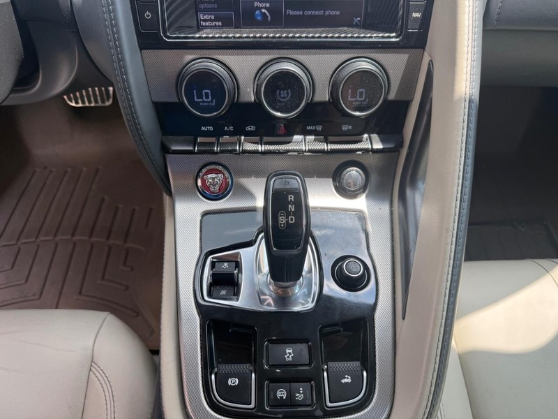 Jaguar F-Type Vehicle Image 15