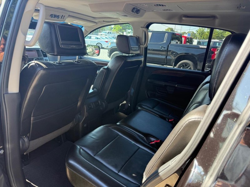 Nissan Armada Vehicle Image 14