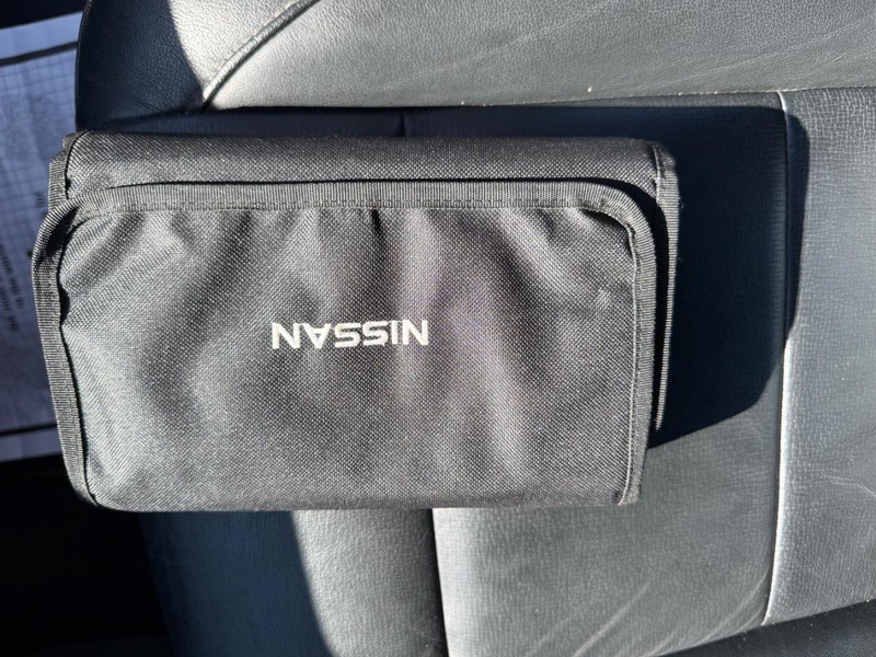 Nissan Armada Vehicle Image 25