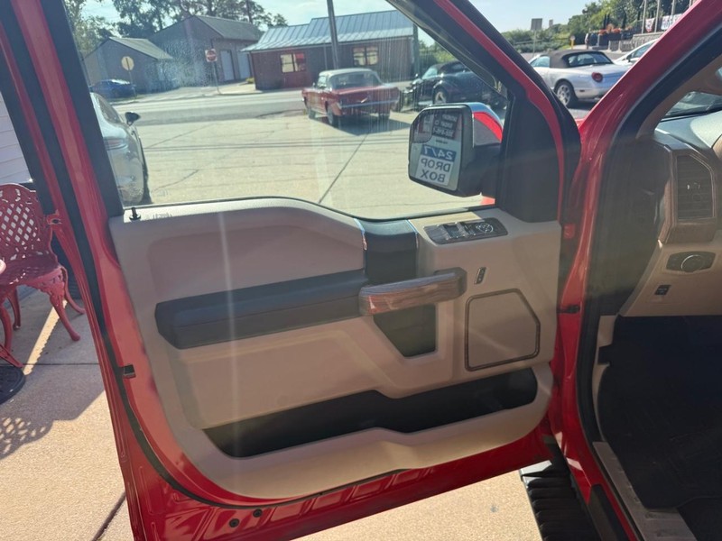 Ford F-150 Vehicle Image 04