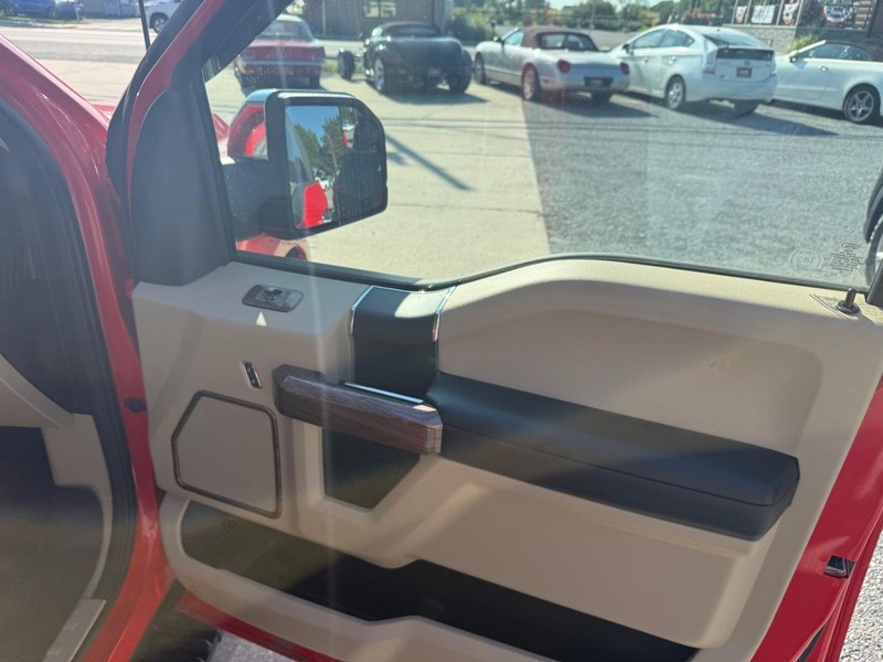Ford F-150 Vehicle Image 11