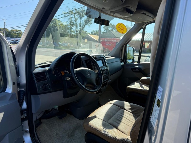 Mercedes-Benz Sprinter Cargo Vans Vehicle Image 07