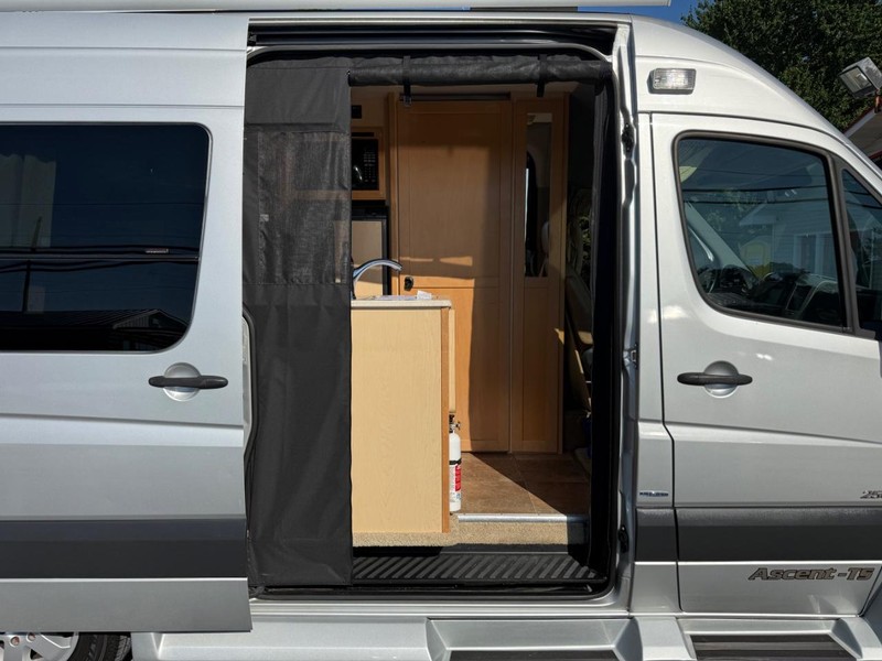 Mercedes-Benz Sprinter Cargo Vans Vehicle Image 15