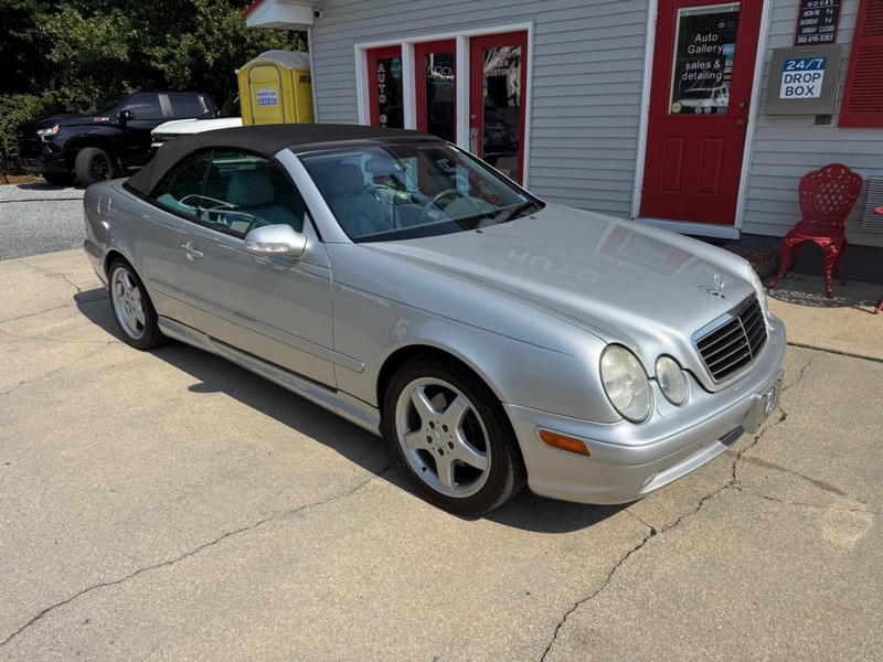 Mercedes-Benz CLK Vehicle Image 02