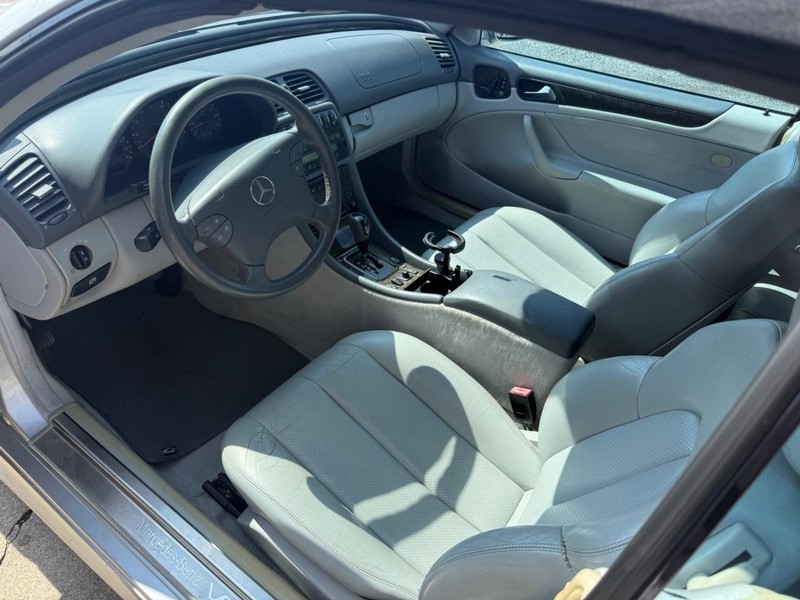 Mercedes-Benz CLK Vehicle Image 06