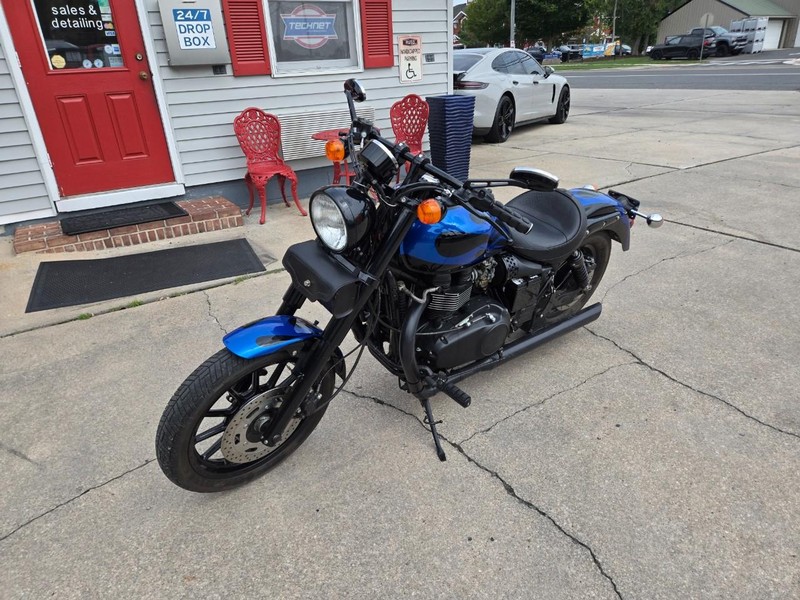 Triumph SPEED MASTER Vehicle Image 04