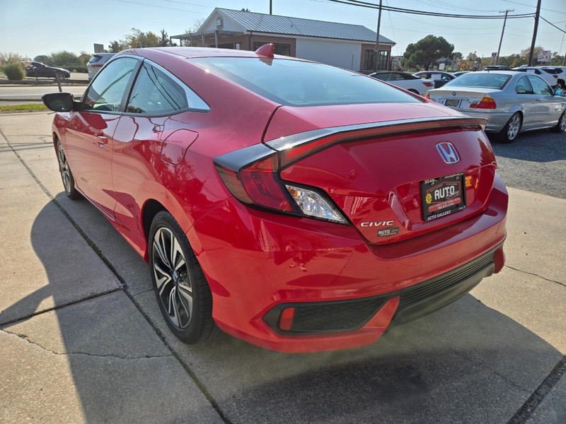 Honda Civic Coupe Vehicle Image 08