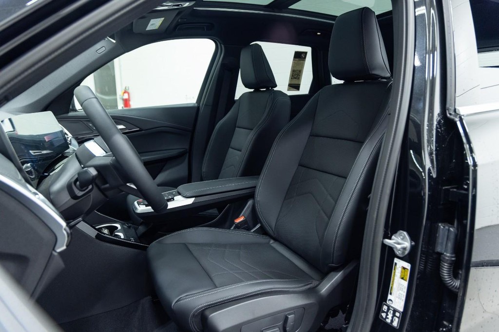 BMW X1 Vehicle Full-screen Gallery Image 19