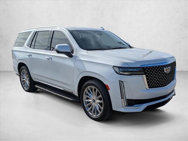 Cadillac Escalade Vehicle Full-screen Gallery Image 07