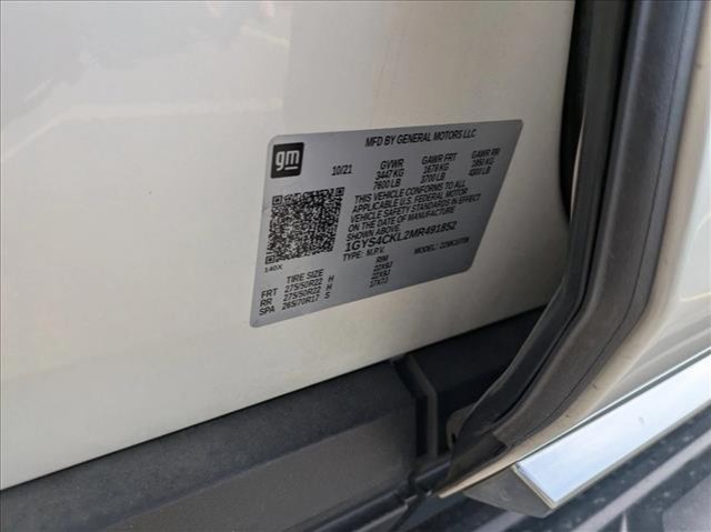 Cadillac Escalade Vehicle Full-screen Gallery Image 09