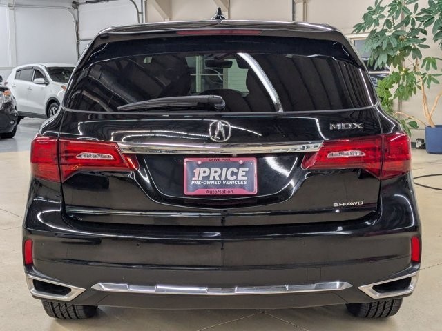 Acura MDX Vehicle Full-screen Gallery Image 06