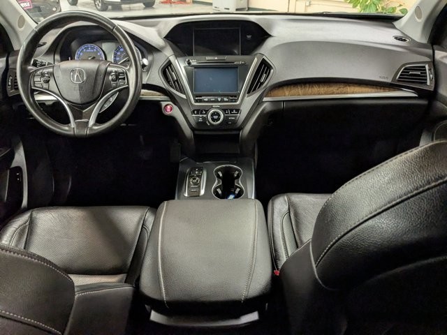 Acura MDX Vehicle Full-screen Gallery Image 20