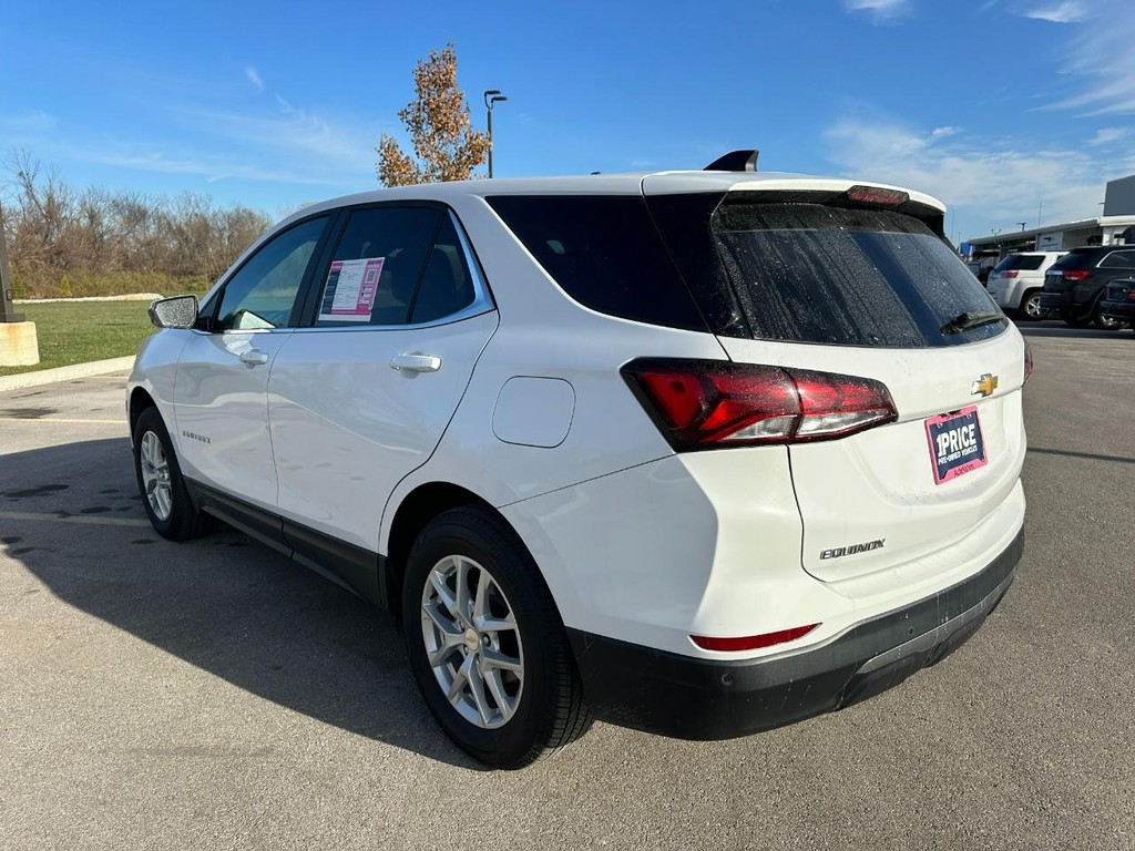 Chevrolet Equinox Vehicle Full-screen Gallery Image 03