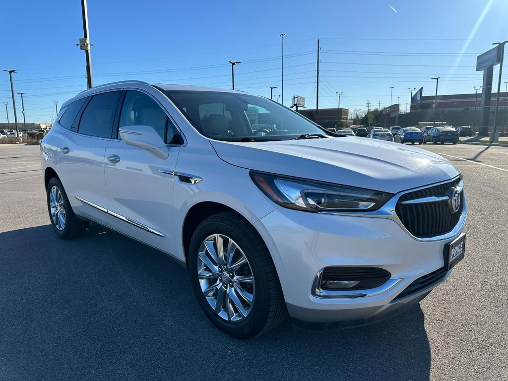 Buick Enclave Vehicle Full-screen Gallery Image 08