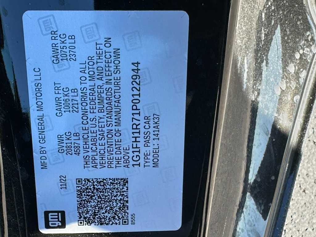 Chevrolet Camaro Vehicle Full-screen Gallery Image 22