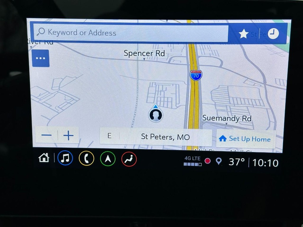 Chevrolet Corvette Vehicle Full-screen Gallery Image 22