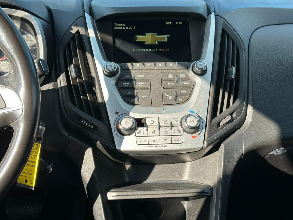 Chevrolet Equinox Vehicle Full-screen Gallery Image 14