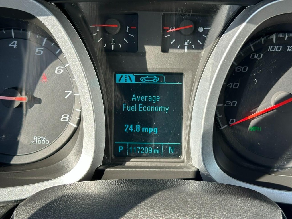 Chevrolet Equinox Vehicle Full-screen Gallery Image 21