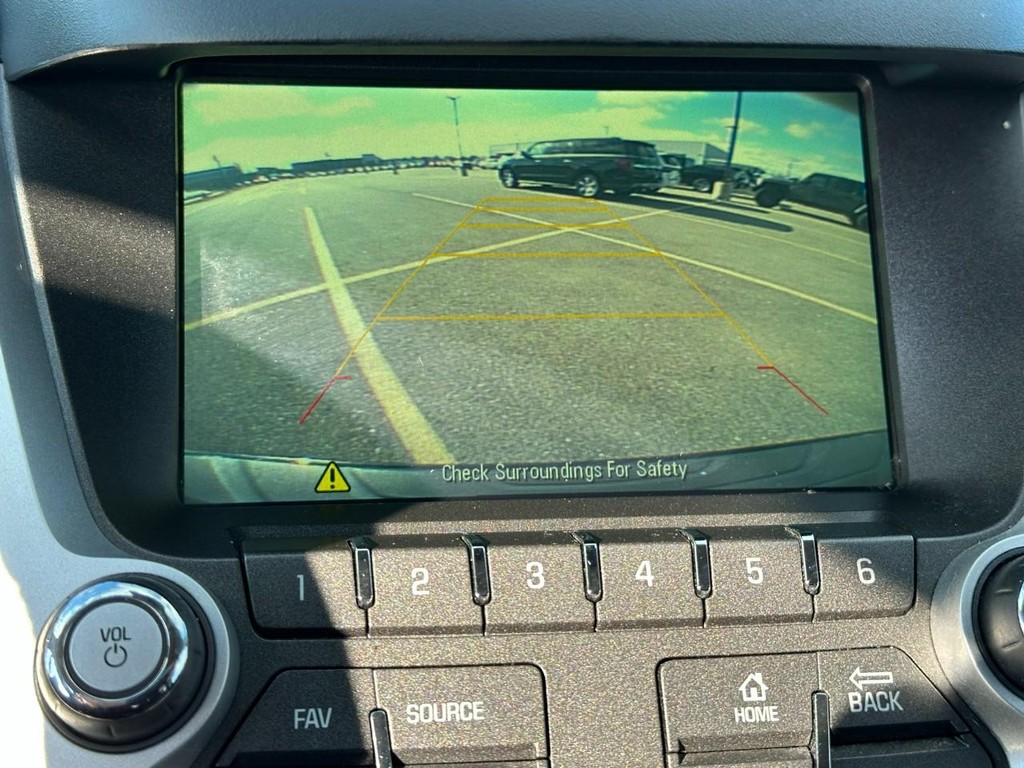 Chevrolet Equinox Vehicle Full-screen Gallery Image 23