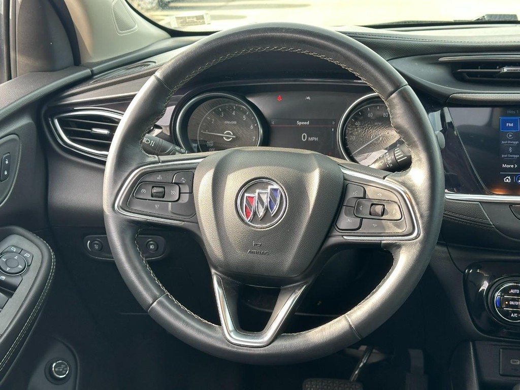 Buick Encore GX Vehicle Full-screen Gallery Image 12