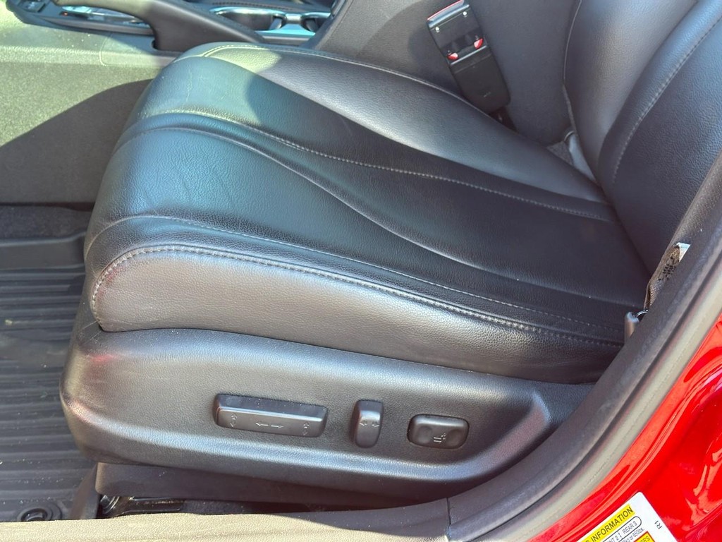 Acura ILX Vehicle Full-screen Gallery Image 18