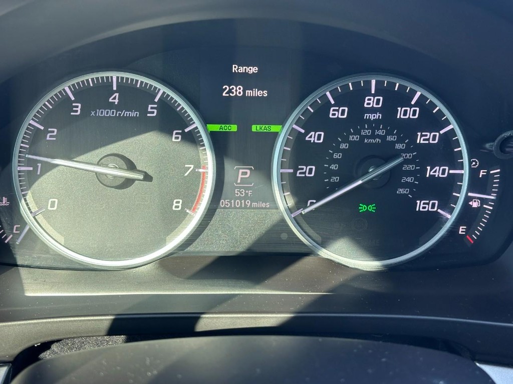 Acura ILX Vehicle Full-screen Gallery Image 21