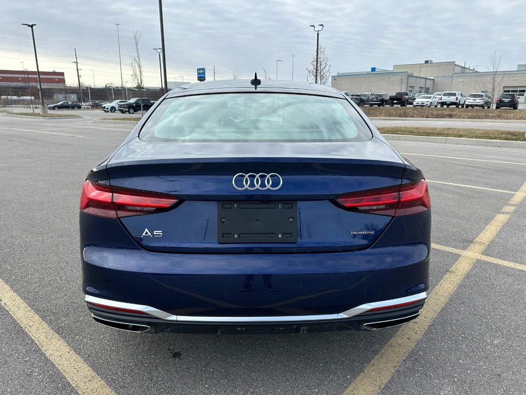 Audi A5 Sportback Vehicle Full-screen Gallery Image 04