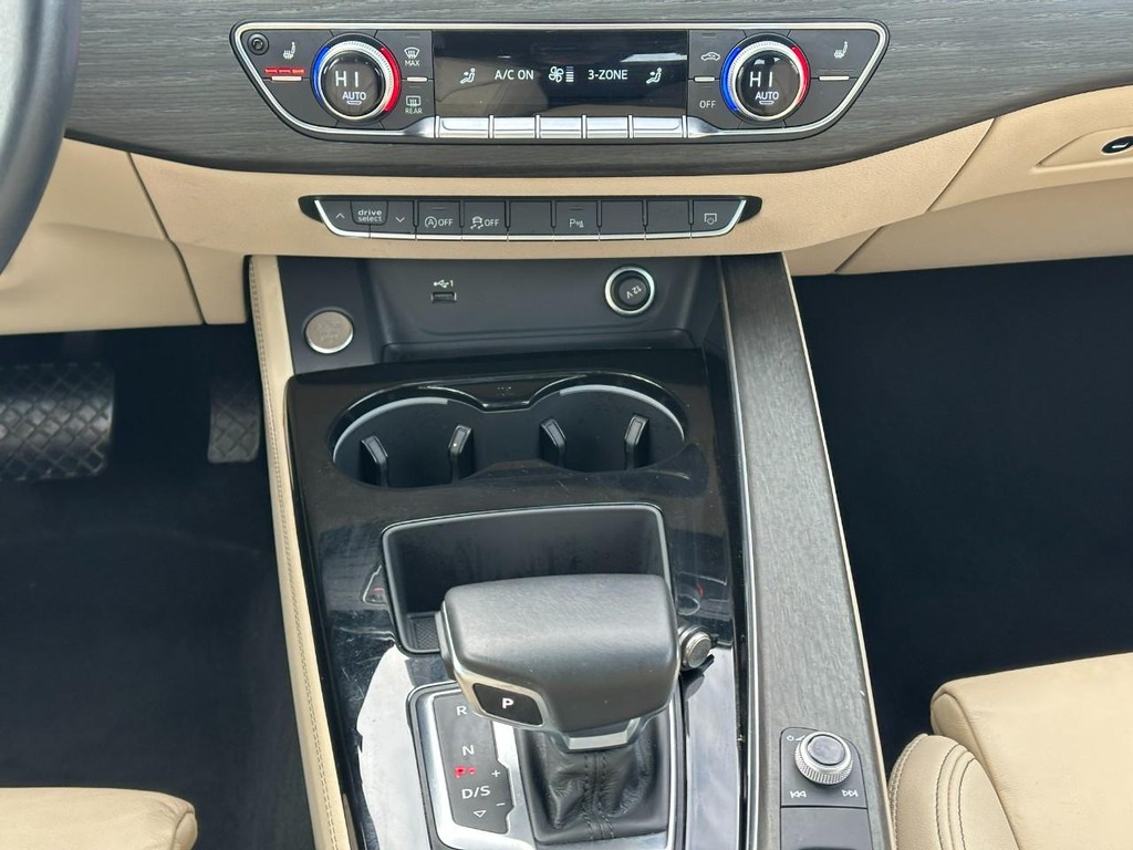 Audi A5 Sportback Vehicle Full-screen Gallery Image 14