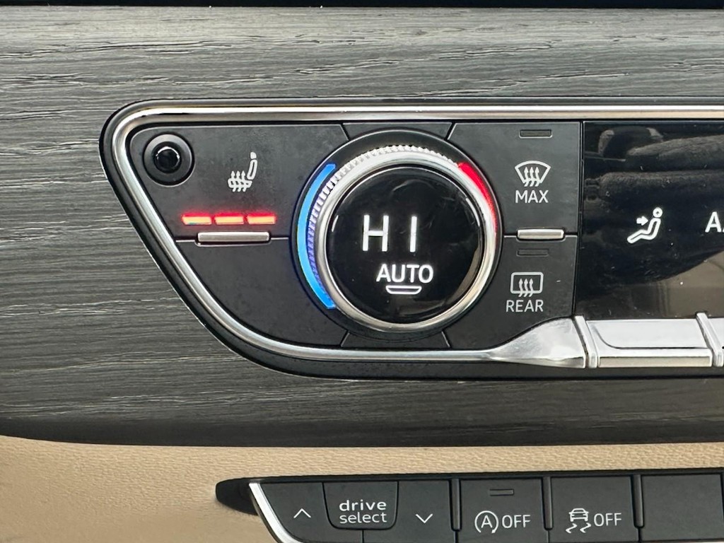 Audi A5 Sportback Vehicle Full-screen Gallery Image 22