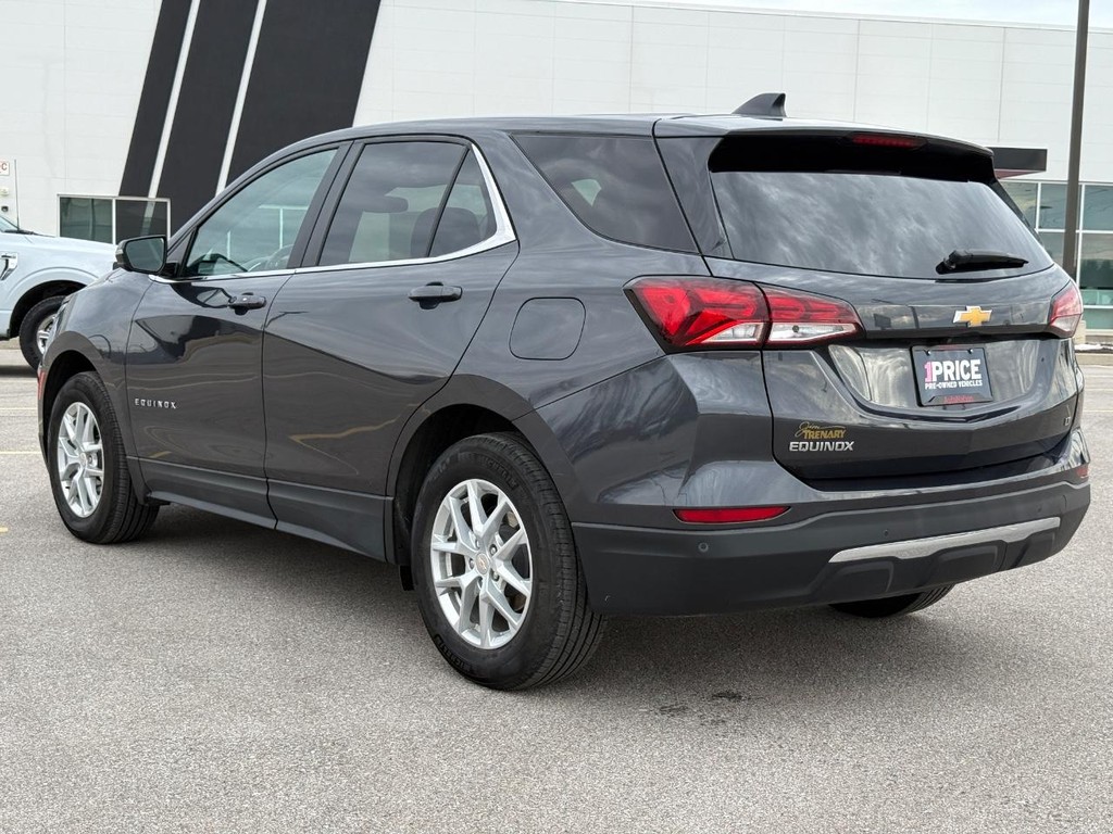Chevrolet Equinox Vehicle Full-screen Gallery Image 03