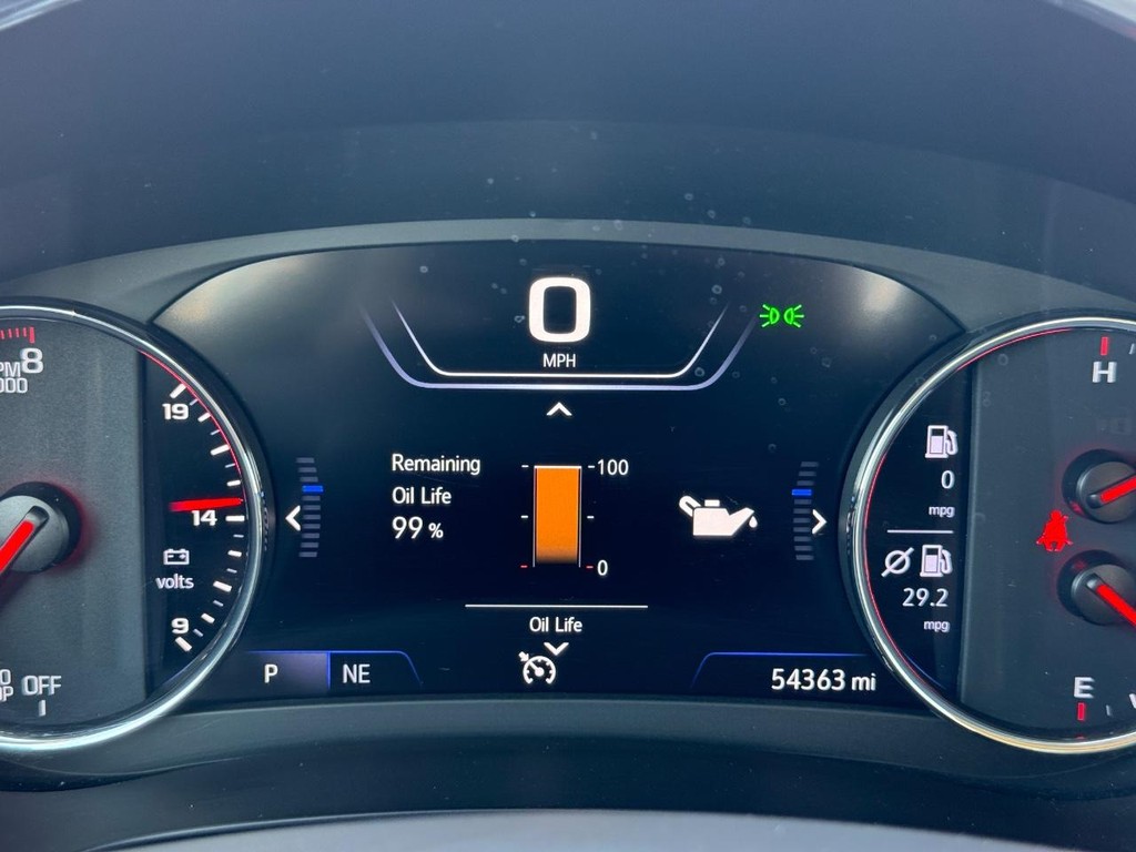 Chevrolet Malibu Vehicle Full-screen Gallery Image 21