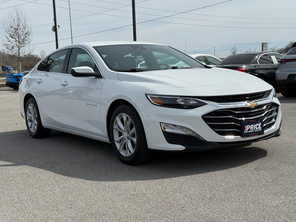 Chevrolet Malibu Vehicle Full-screen Gallery Image 08