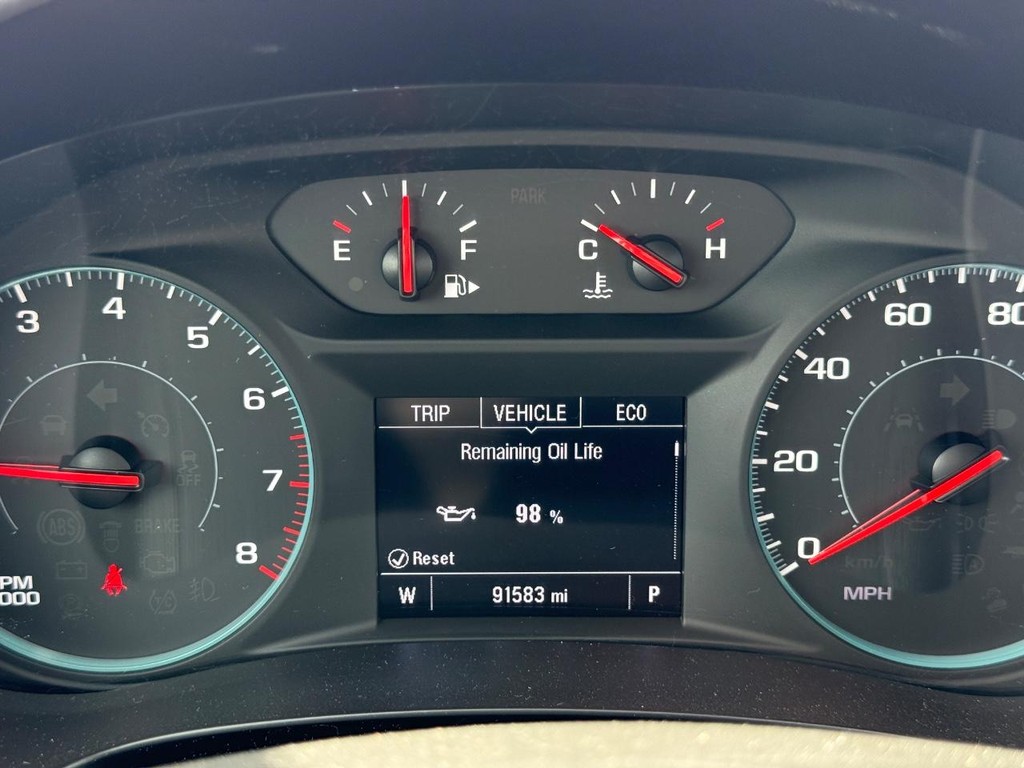 Chevrolet Malibu Vehicle Full-screen Gallery Image 21