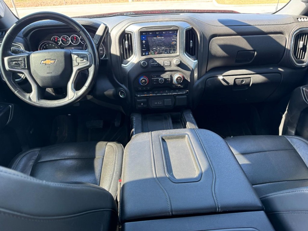 Chevrolet Silverado 1500 Vehicle Full-screen Gallery Image 12