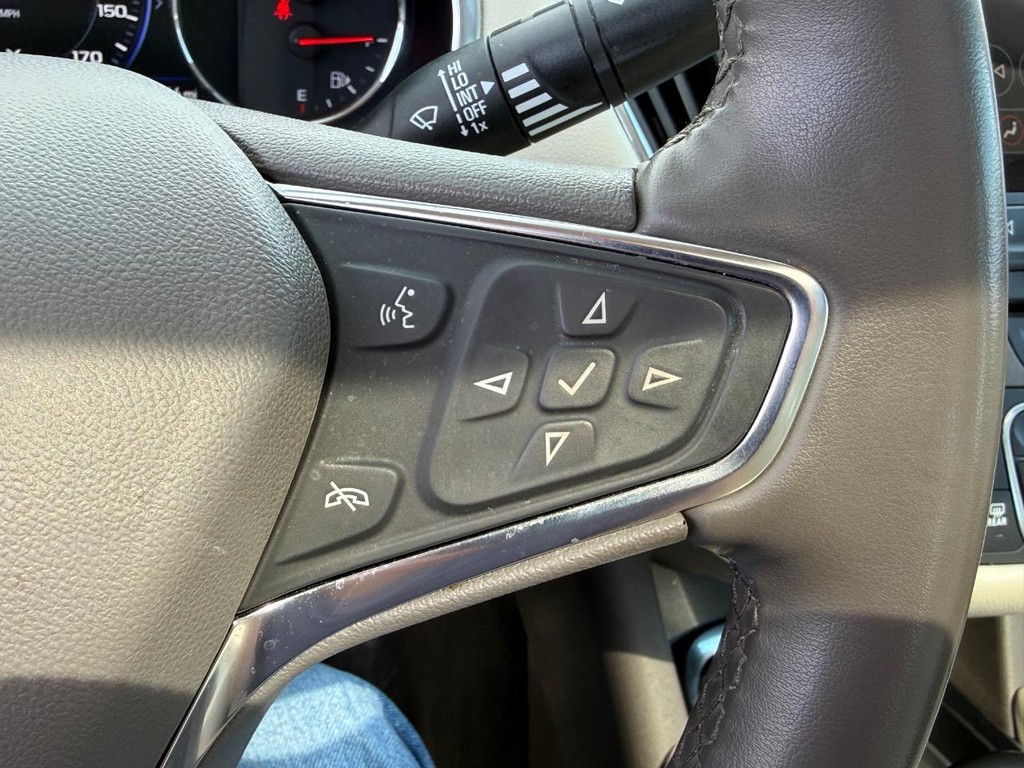 Chevrolet Malibu Vehicle Full-screen Gallery Image 20