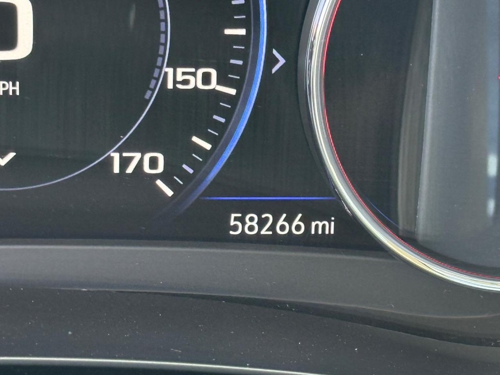 Chevrolet Malibu Vehicle Full-screen Gallery Image 22