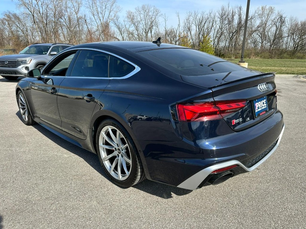 Audi RS 5 Sportback Vehicle Full-screen Gallery Image 03