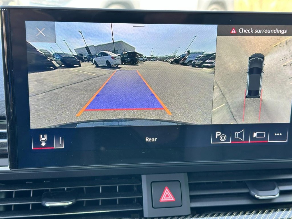 Audi RS 5 Sportback Vehicle Full-screen Gallery Image 24