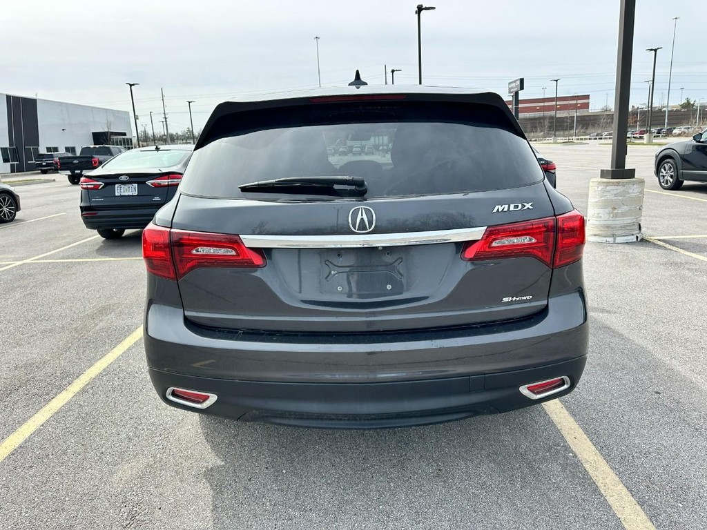 Acura MDX Vehicle Full-screen Gallery Image 08