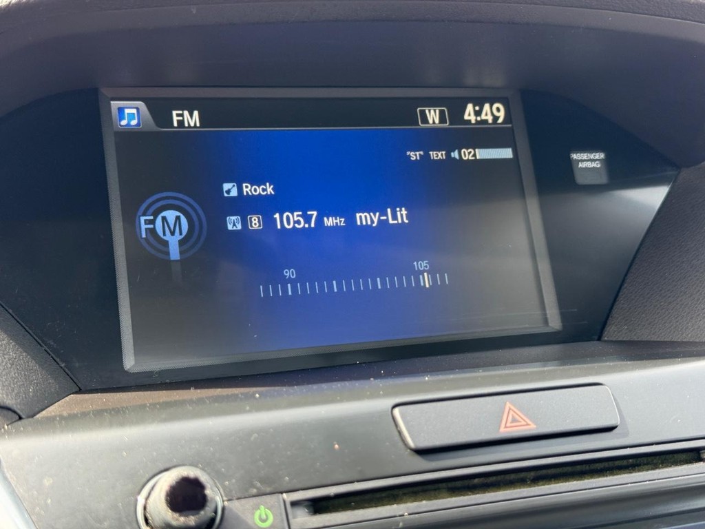 Acura MDX Vehicle Full-screen Gallery Image 18