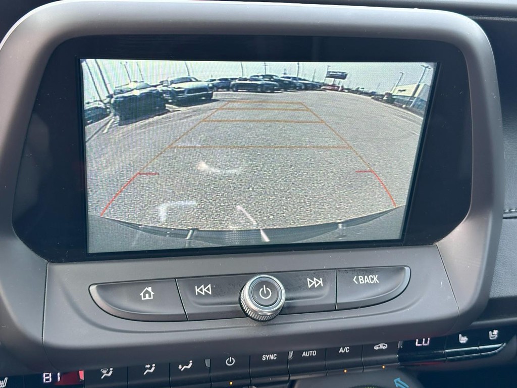 Chevrolet Camaro Vehicle Full-screen Gallery Image 20