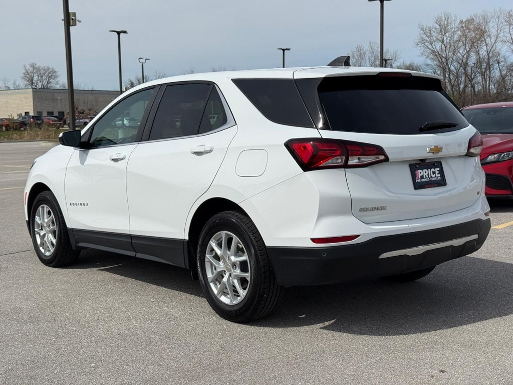 Chevrolet Equinox Vehicle Full-screen Gallery Image 03