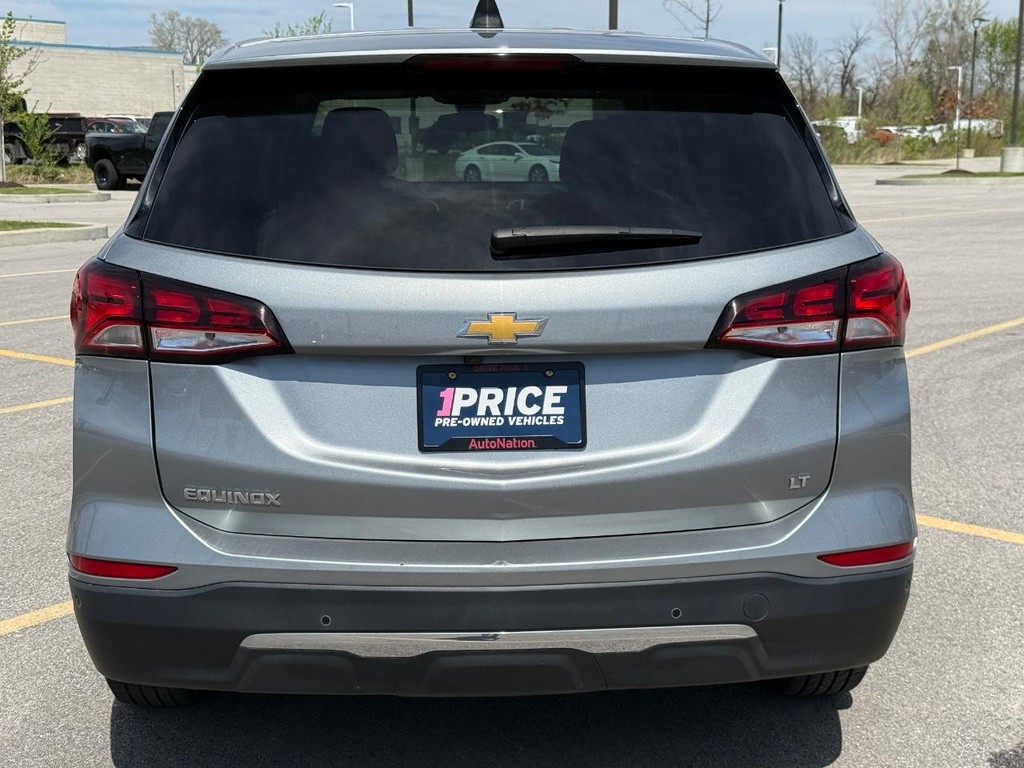 Chevrolet Equinox Vehicle Full-screen Gallery Image 05