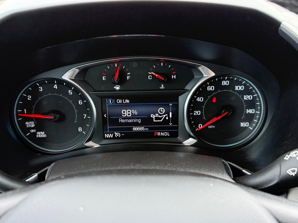 Chevrolet Equinox Vehicle Full-screen Gallery Image 20